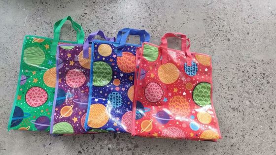 旅行必需品 シッパーまたはスナップ閉塞付きのカスタムプラスチックショッピングバッグ